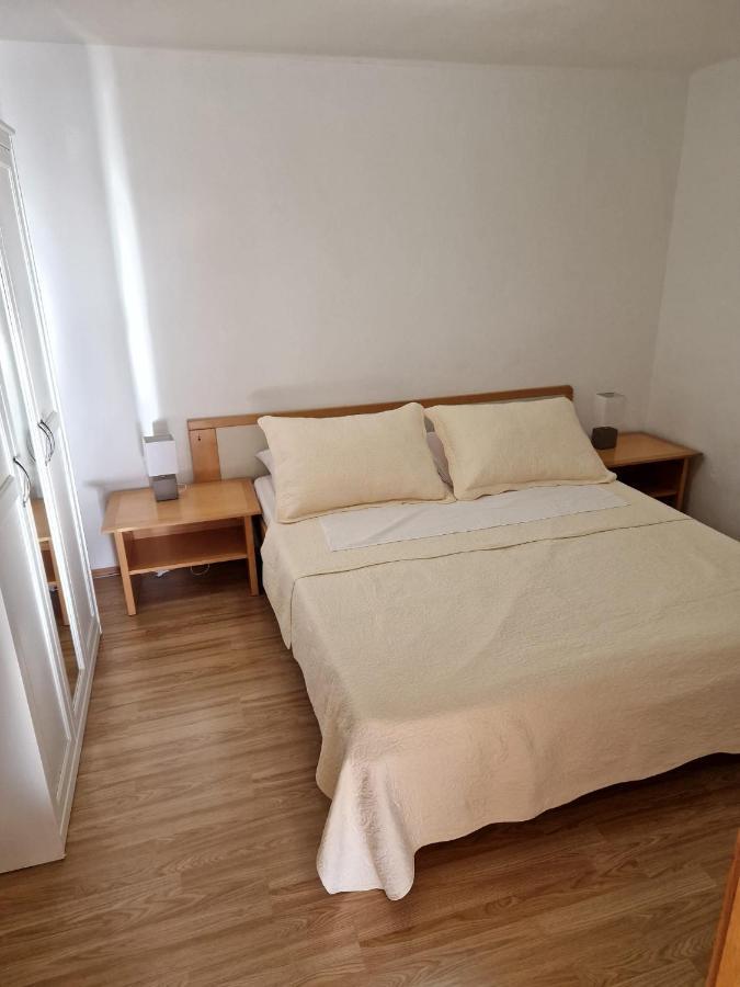 Apartment Misic ルティナ エクステリア 写真