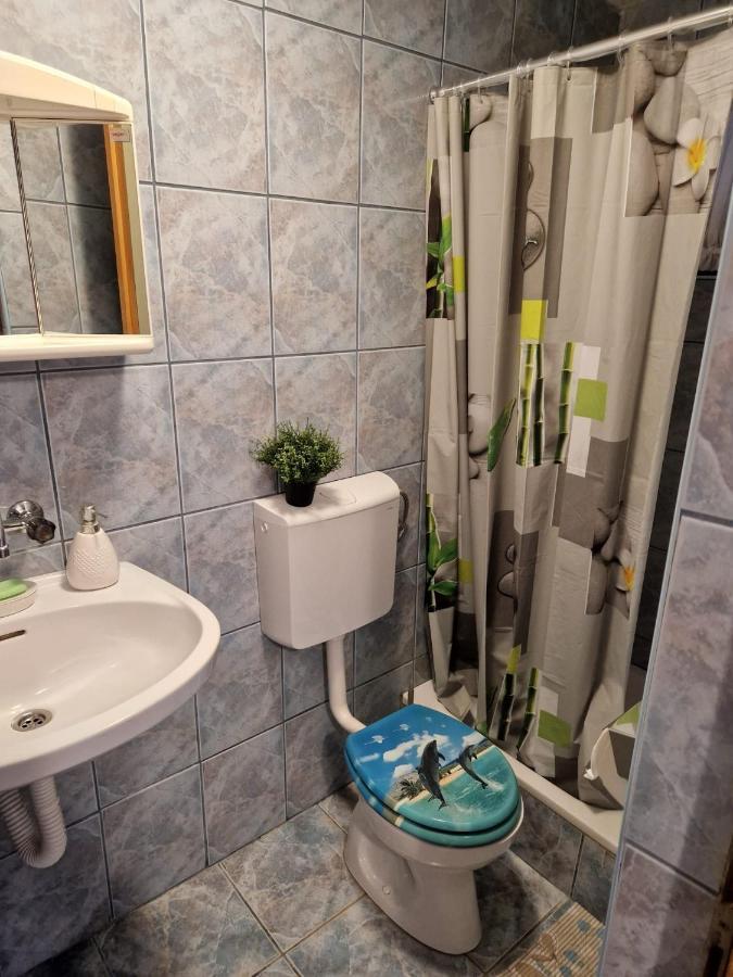 Apartment Misic ルティナ エクステリア 写真